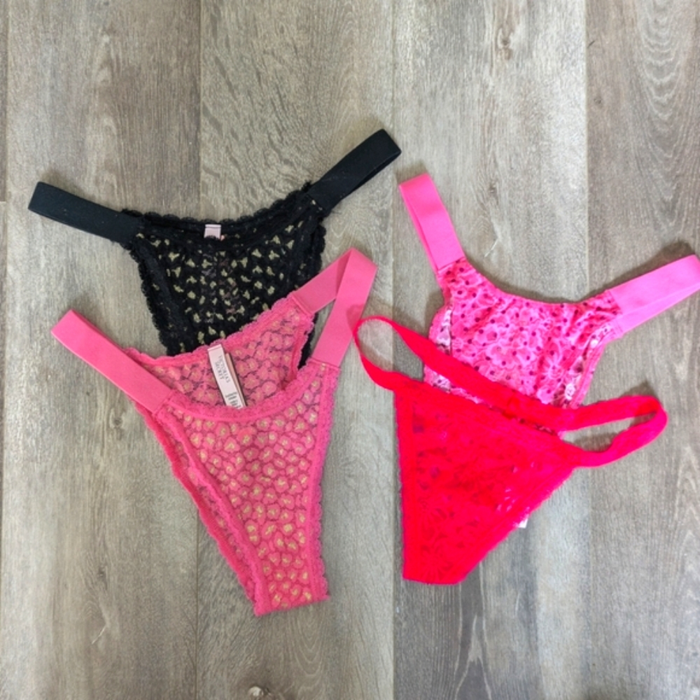 4pc NWT Victoria's Secret Women's Lace Thongs - Size S